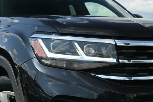 Used 2020 Volkswagen Atlas Cross Sport SEL Premium image 32