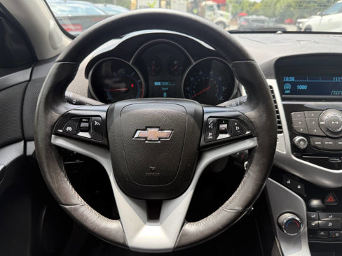 Used 2013 Chevrolet Cruze LT image 18