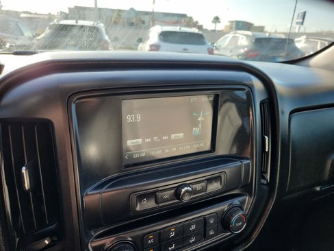 Used 2018 Chevrolet Silverado 1500 W/T w/ Trailering Package image 13