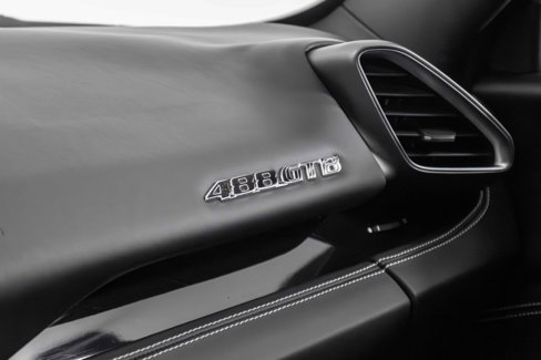 Used 2016 Ferrari 488 GTB image 28