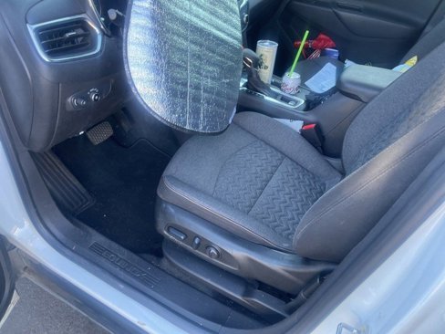Used 2023 Chevrolet Equinox LT image 8