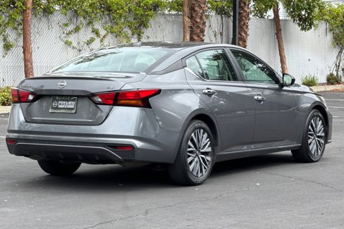 Certified 2024 Nissan Altima 2.5 SV image 4