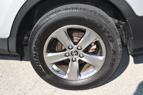 Used 2015 Toyota RAV4 XLE image 40