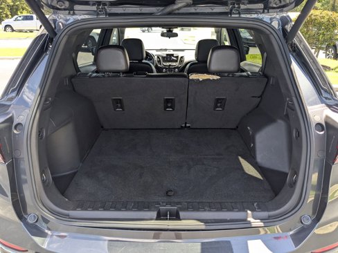 Used 2022 Chevrolet Equinox RS w/ RS Leather Package image 33
