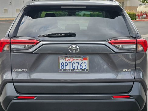 Used 2020 Toyota RAV4 XLE image 13
