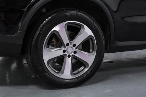 Used 2017 Mercedes-Benz GLC 300 w/ Premium 1 Package image 54