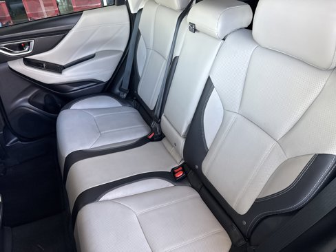 Used 2021 Subaru Forester Limited image 10