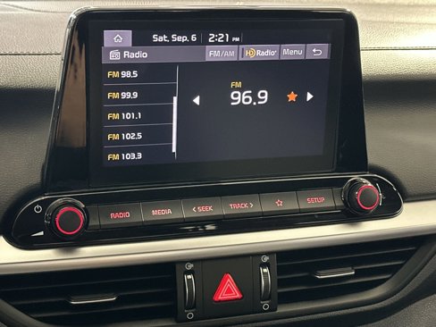Used 2023 Kia Forte LXS image 22