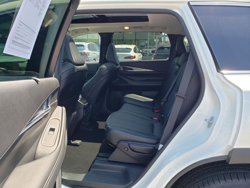 Used 2023 INFINITI QX60 Luxe image 11