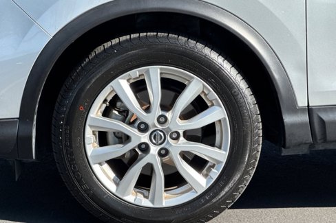 Certified 2022 Nissan Rogue Sport S image 31