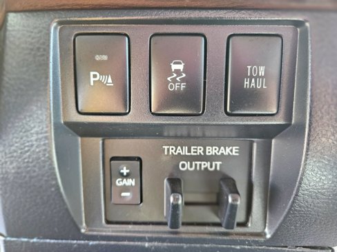 Used 2019 Toyota Tundra Limited image 24