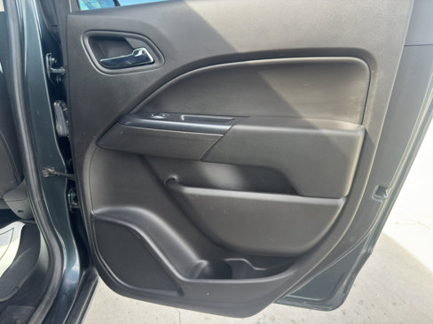 Used 2017 Chevrolet Colorado LT w/ LT Convenience Package image 21