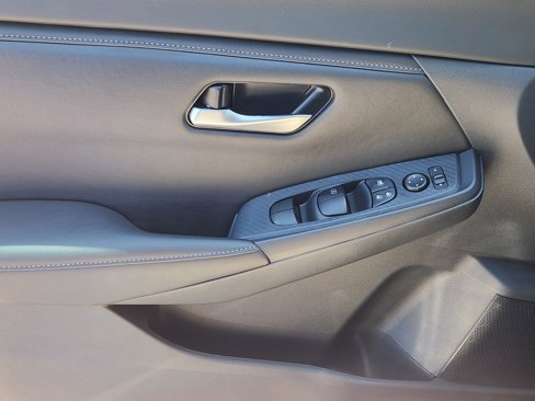 New 2025 Nissan Sentra SV image 19