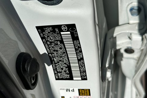 Certified 2020 Toyota Corolla SE image 33