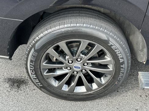 Used 2020 Ford Expedition Max Limited image 17