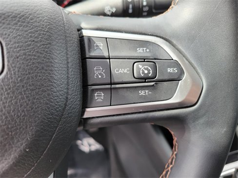 Used 2022 Jeep Compass Limited image 15