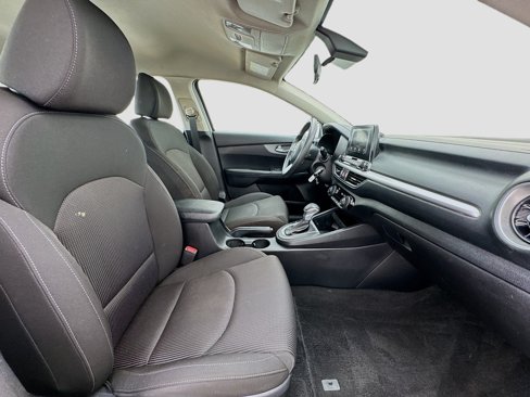 Used 2019 Kia Forte LXS image 18