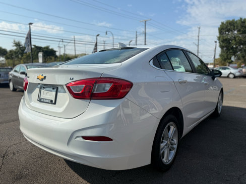 Used 2018 Chevrolet Cruze LT image 6