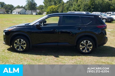 Used 2023 Nissan Rogue SV image 11