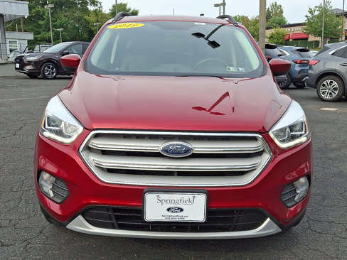 Used 2019 Ford Escape SEL image 2