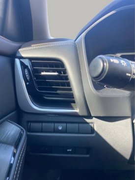 Used 2022 Nissan Rogue SV image 23