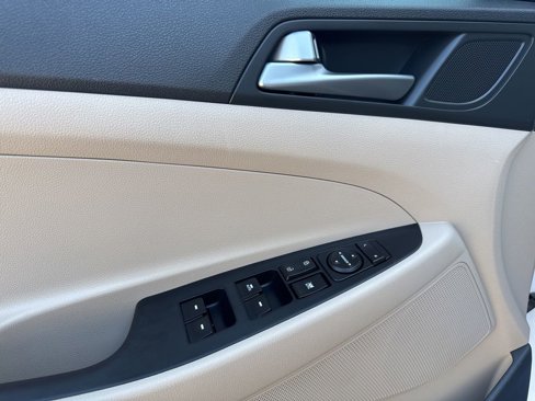 Used 2017 Hyundai Tucson SE image 14