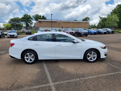 Used 2023 Chevrolet Malibu LT w/ Driver Confidence Package image 24
