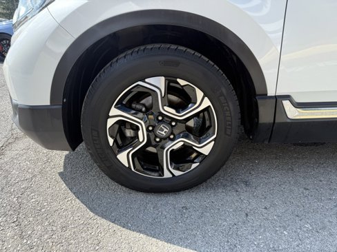 Used 2019 Honda CR-V Touring image 9