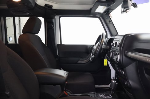 Used 2013 Jeep Wrangler Unlimited Sport image 21