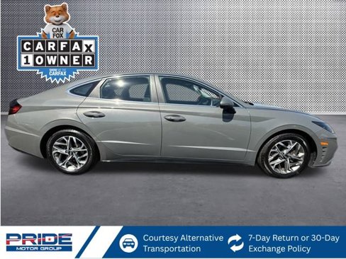 Used 2022 Hyundai Sonata SEL w/ Preferred Accessory Package image 7