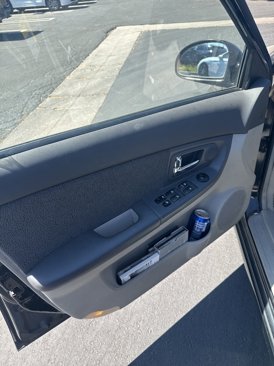 Used 2006 Kia Spectra image 41