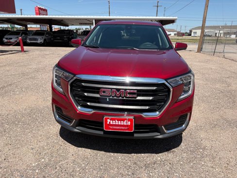 Used 2024 GMC Terrain SLE image 5