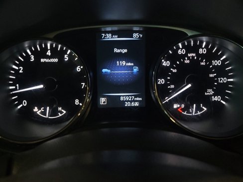 Used 2016 Nissan Rogue S image 23