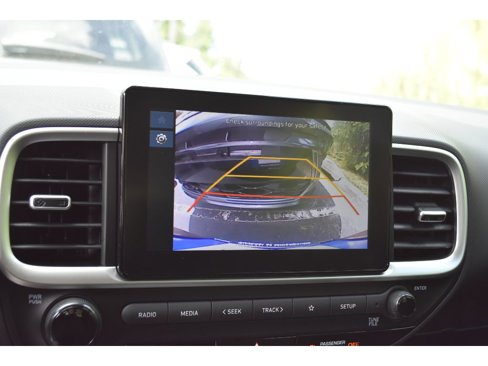 New 2025 Hyundai Venue SE image 20