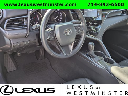 Used 2022 Toyota Camry SE image 17