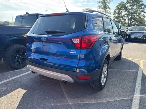 Used 2019 Ford Escape SEL image 10
