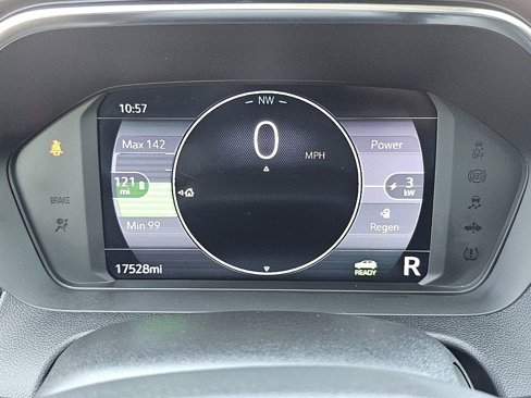 Used 2023 Chevrolet Bolt EUV Premier w/ Redline Edition image 35