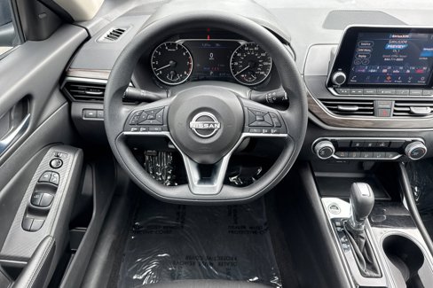 Certified 2024 Nissan Altima 2.5 SV image 16