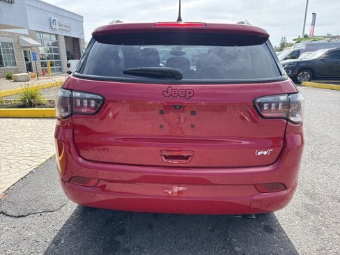 Used 2022 Jeep Compass Limited image 6