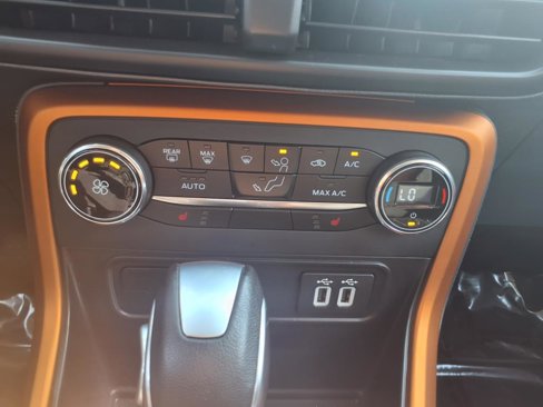 Used 2022 Ford EcoSport SE w/ SE Appearance Package image 19