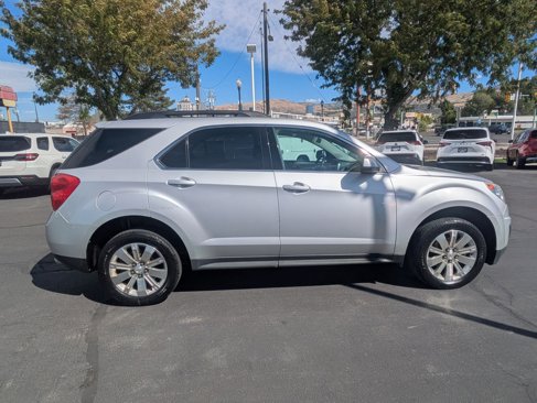 Used 2011 Chevrolet Equinox LT w/ Driver Convenience Package image 2