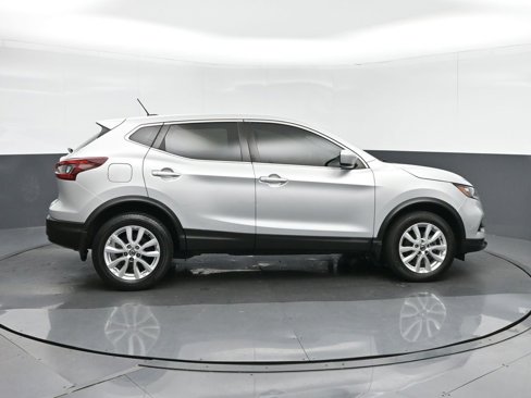 Used 2020 Nissan Rogue Sport S w/ Appearance Package image 8