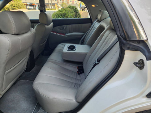 Used 2004 Mitsubishi Diamante LS image 18
