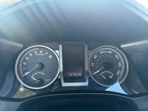 Used 2017 Toyota Tacoma SR5 image 40