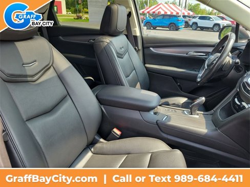Used 2018 Cadillac XT5 Luxury w/ Driver Awareness Package image 28