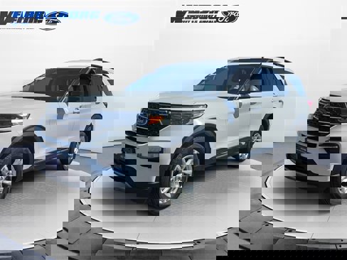 Certified 2021 Ford Explorer XLT w/ Equipment Group 202A image 1