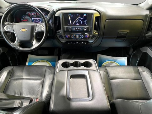 Used 2018 Chevrolet Silverado 1500 LTZ Z71 w/ Redline Edition image 10