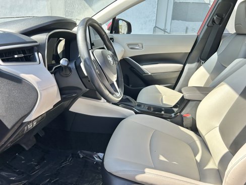 Certified 2023 Toyota Corolla Cross XLE image 10