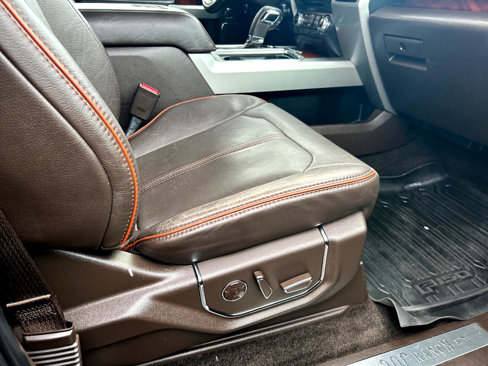 Used 2017 Ford F150 King Ranch image 19