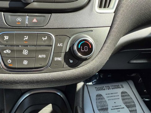 Used 2022 Chevrolet Malibu LT image 51